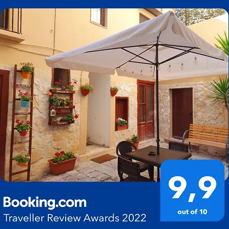 Dolphin House Holiday home *
